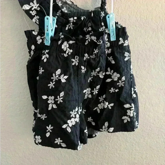 Cat & Jack Girl 2pc One-Shoulder Top and Pull-On Black Floral shorts set Size S - Picture 5 of 6